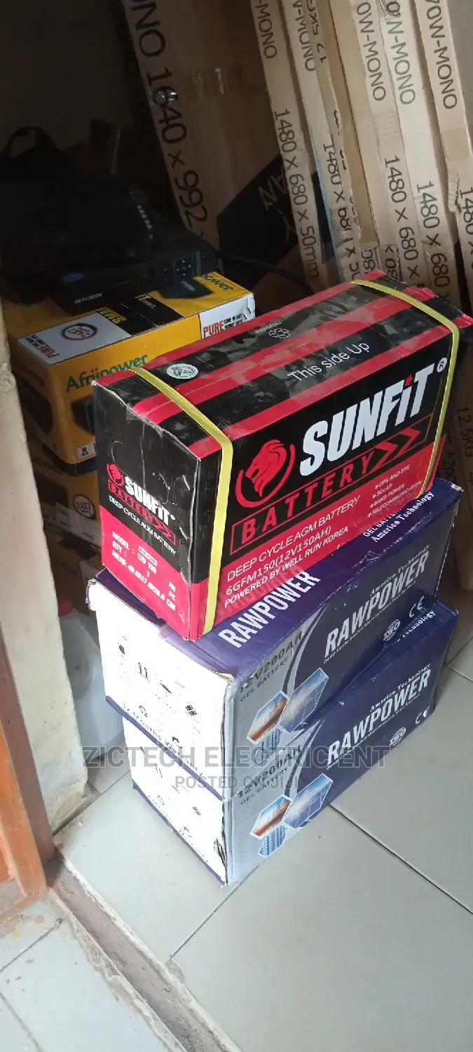 1kva Inverter With 200ah Battery and 3 150w Solar Panels