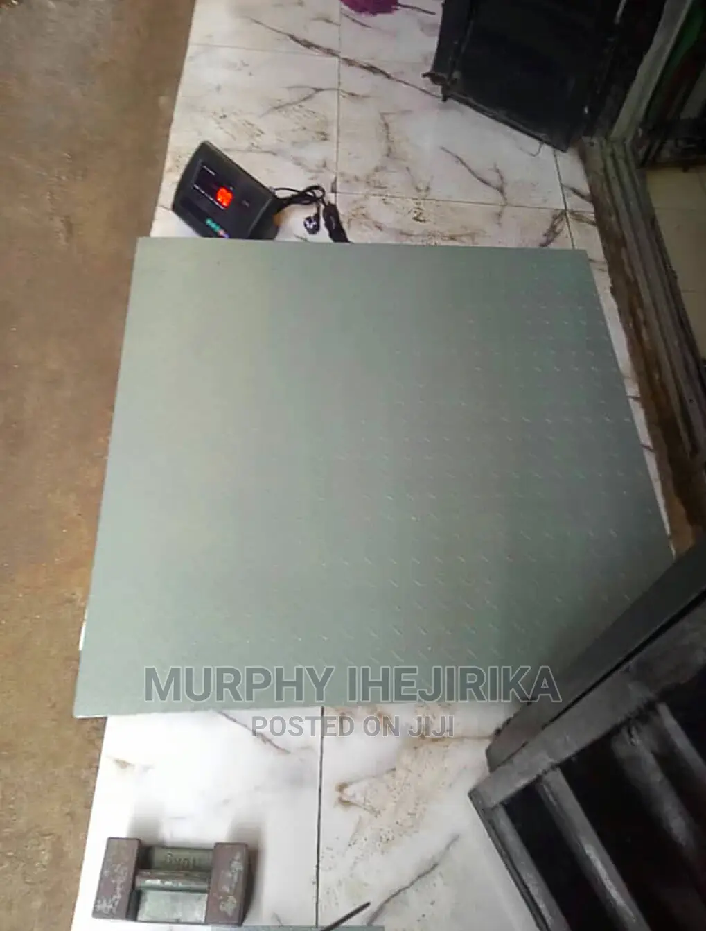 A12e Floor Digital Weighing Scale