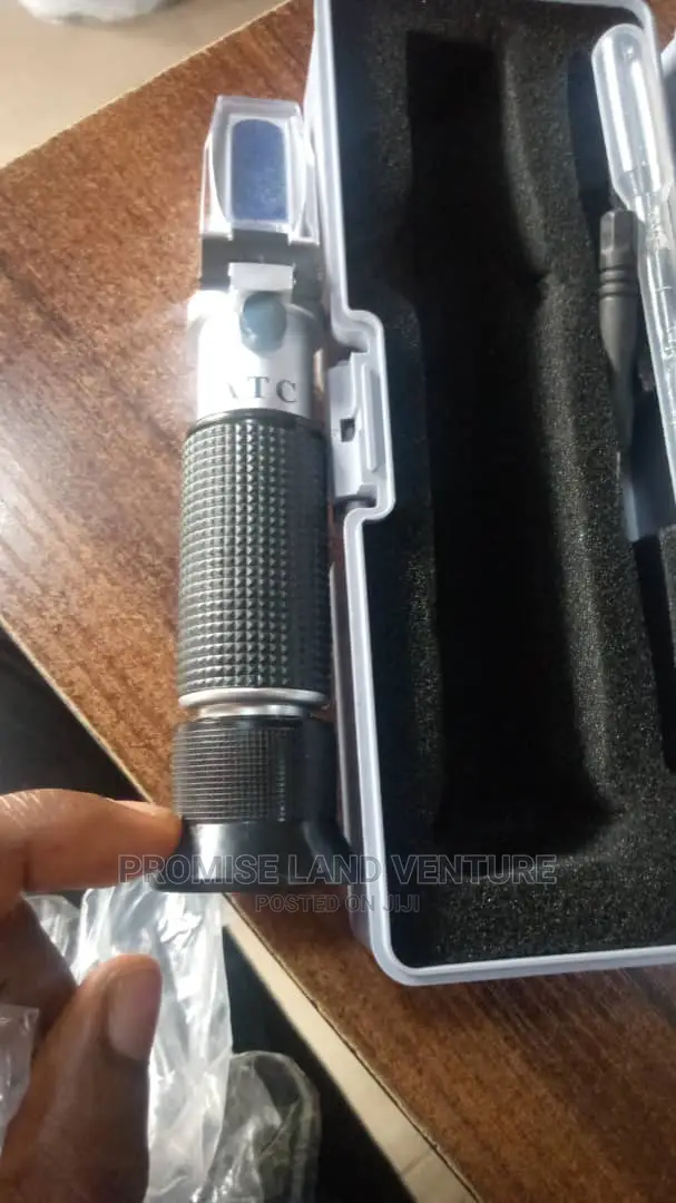 Portable Refractometer