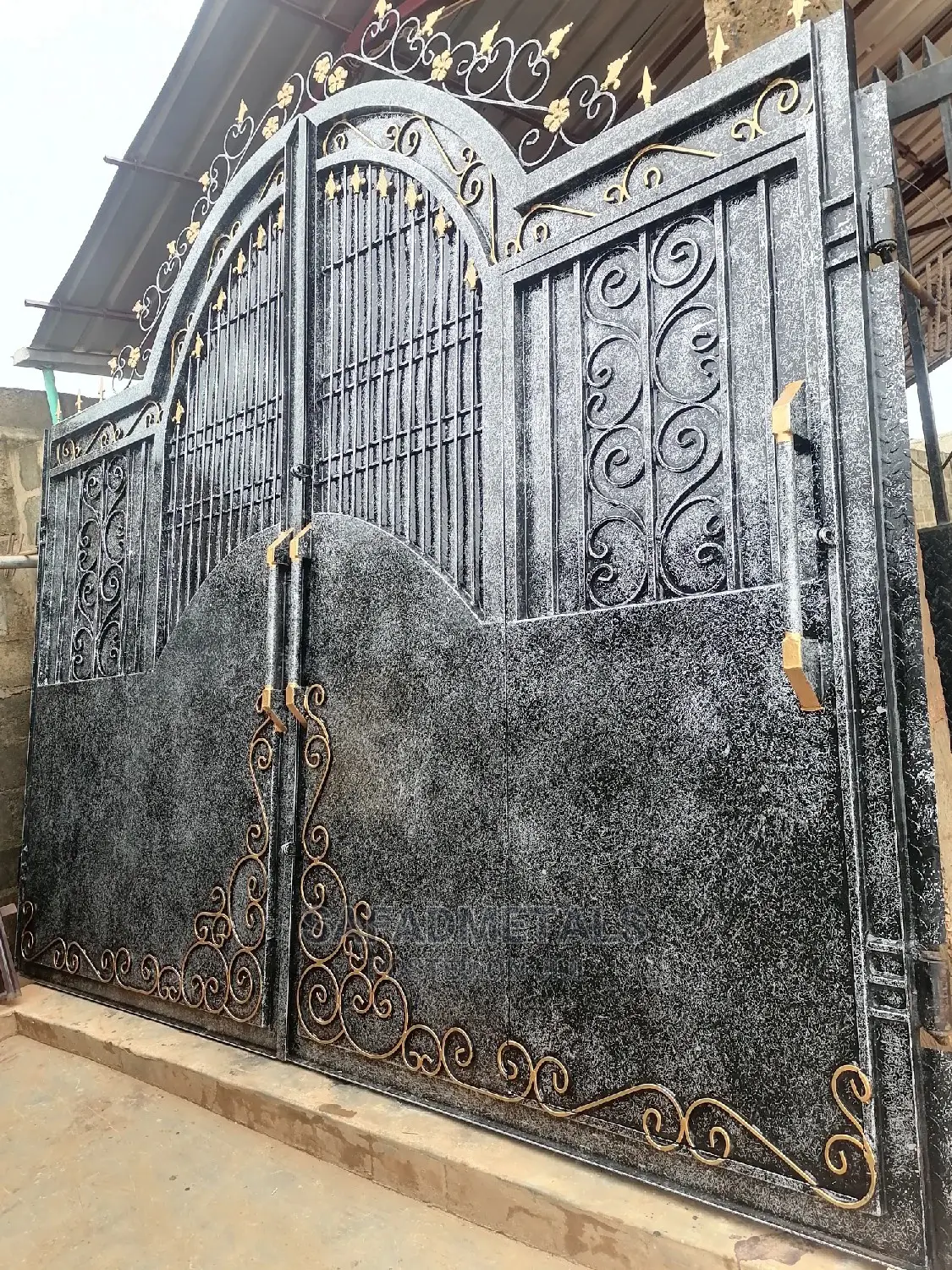 Luxury Palace Standard Swing Gate