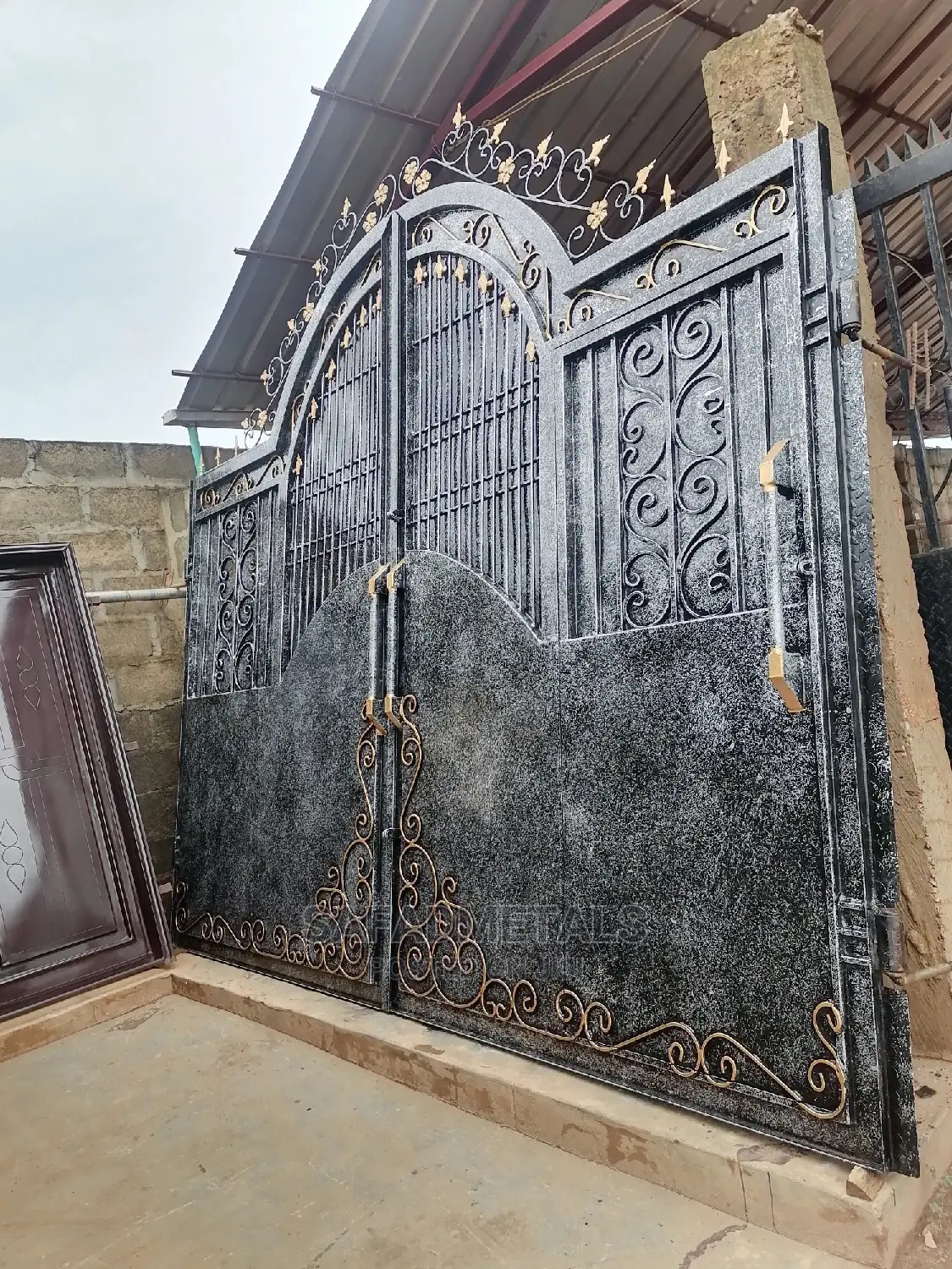 Luxury Palace Standard Swing Gate
