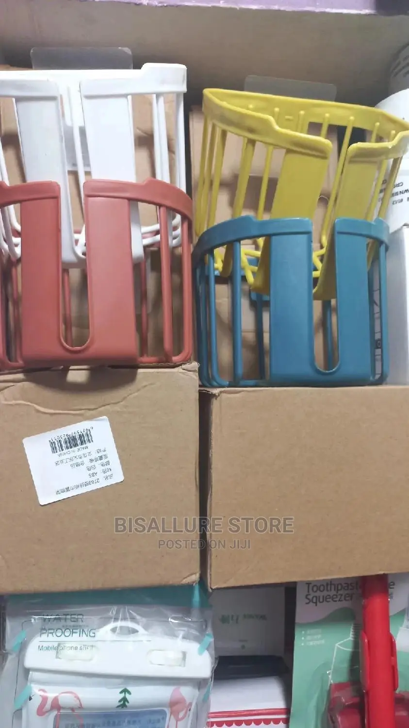 Plastic Adhesive Tissue Holder