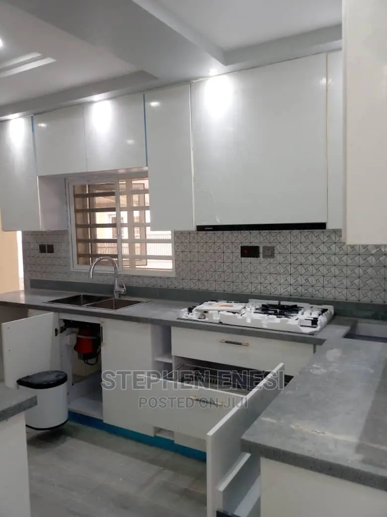 Luxury Kitchens