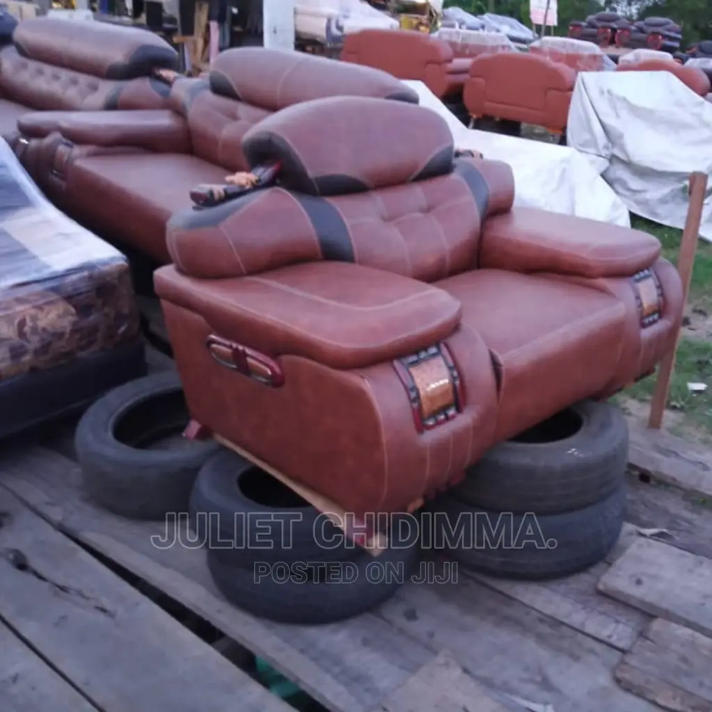 High Quality 7 Seater Living Room Royal Sofa Chair.