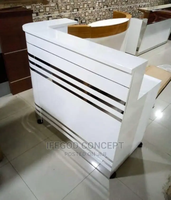 Receptionist Desk