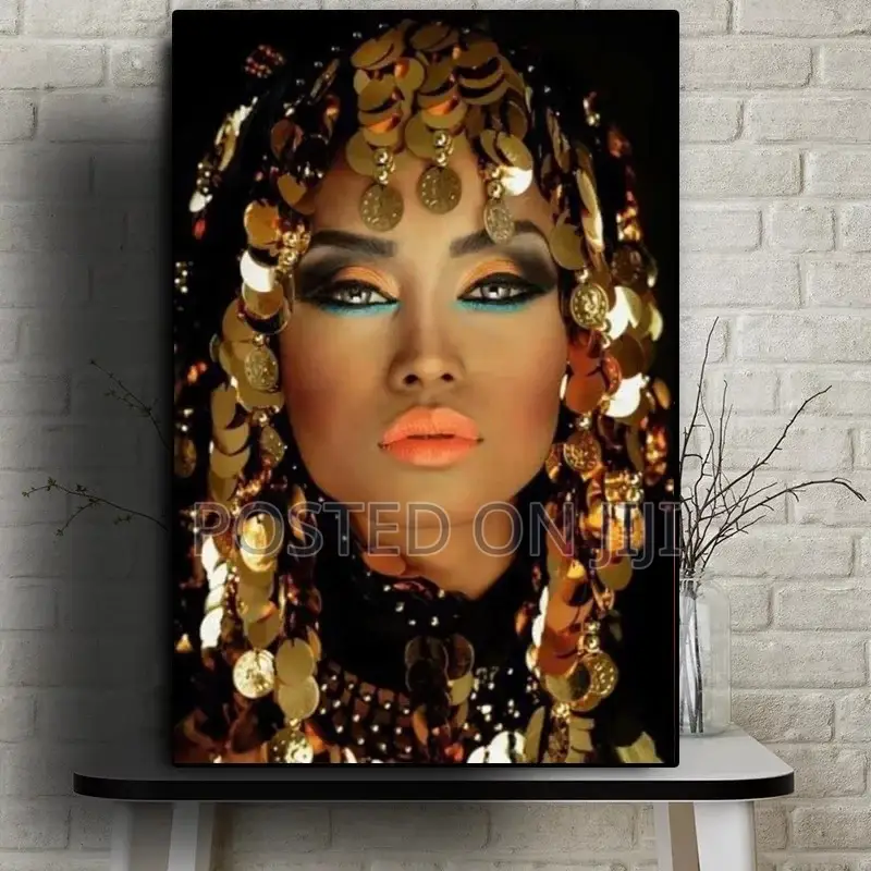 Bling Gold Makeup Woman Canvas
