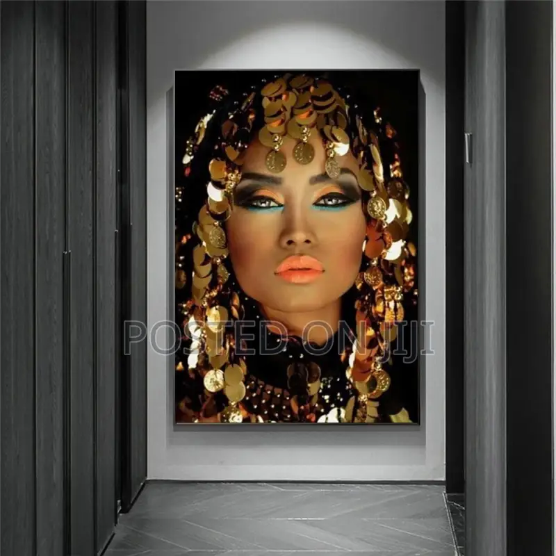 Bling Gold Makeup Woman Canvas
