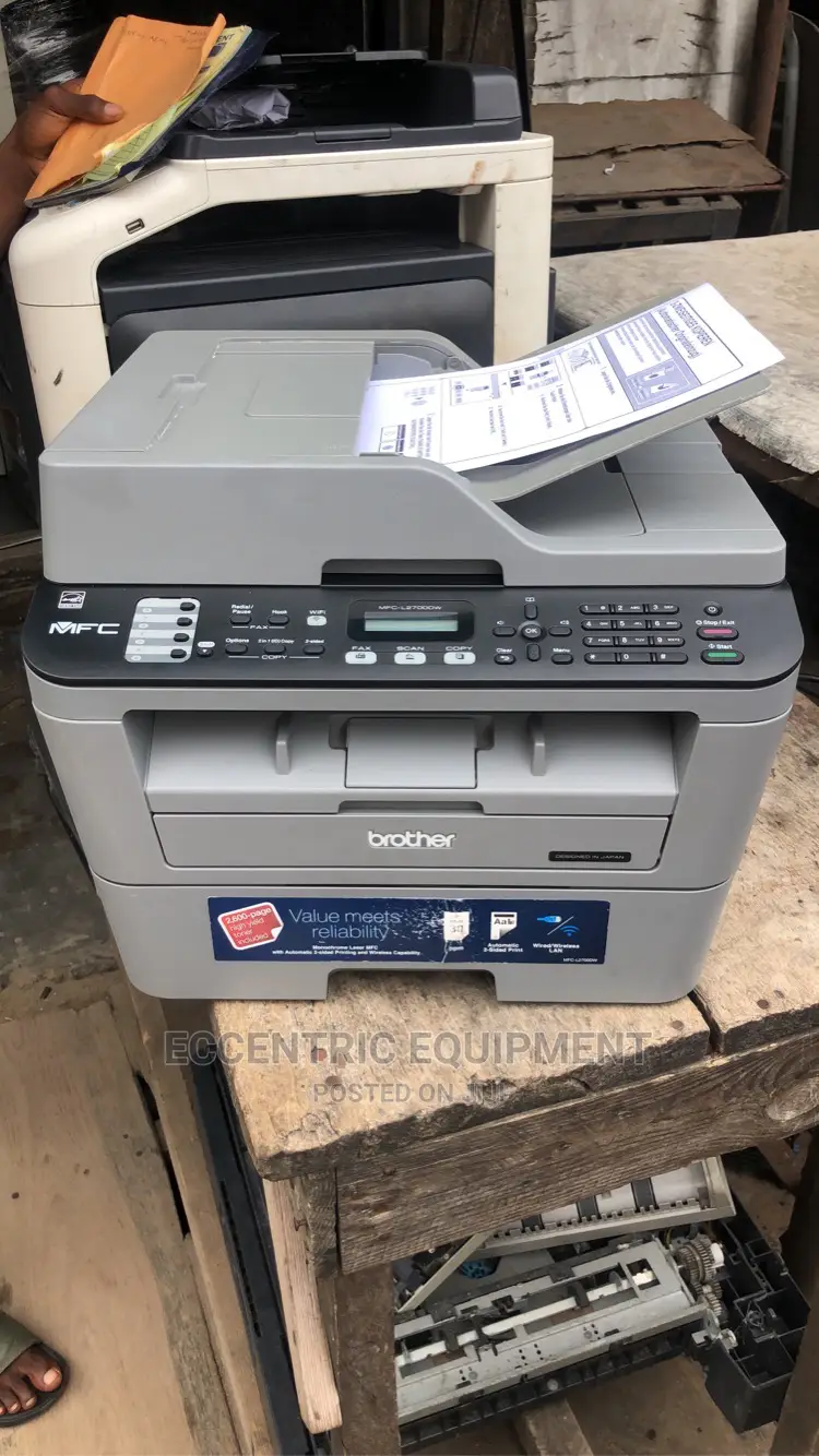 Brother MFC L2700dn Photocopier