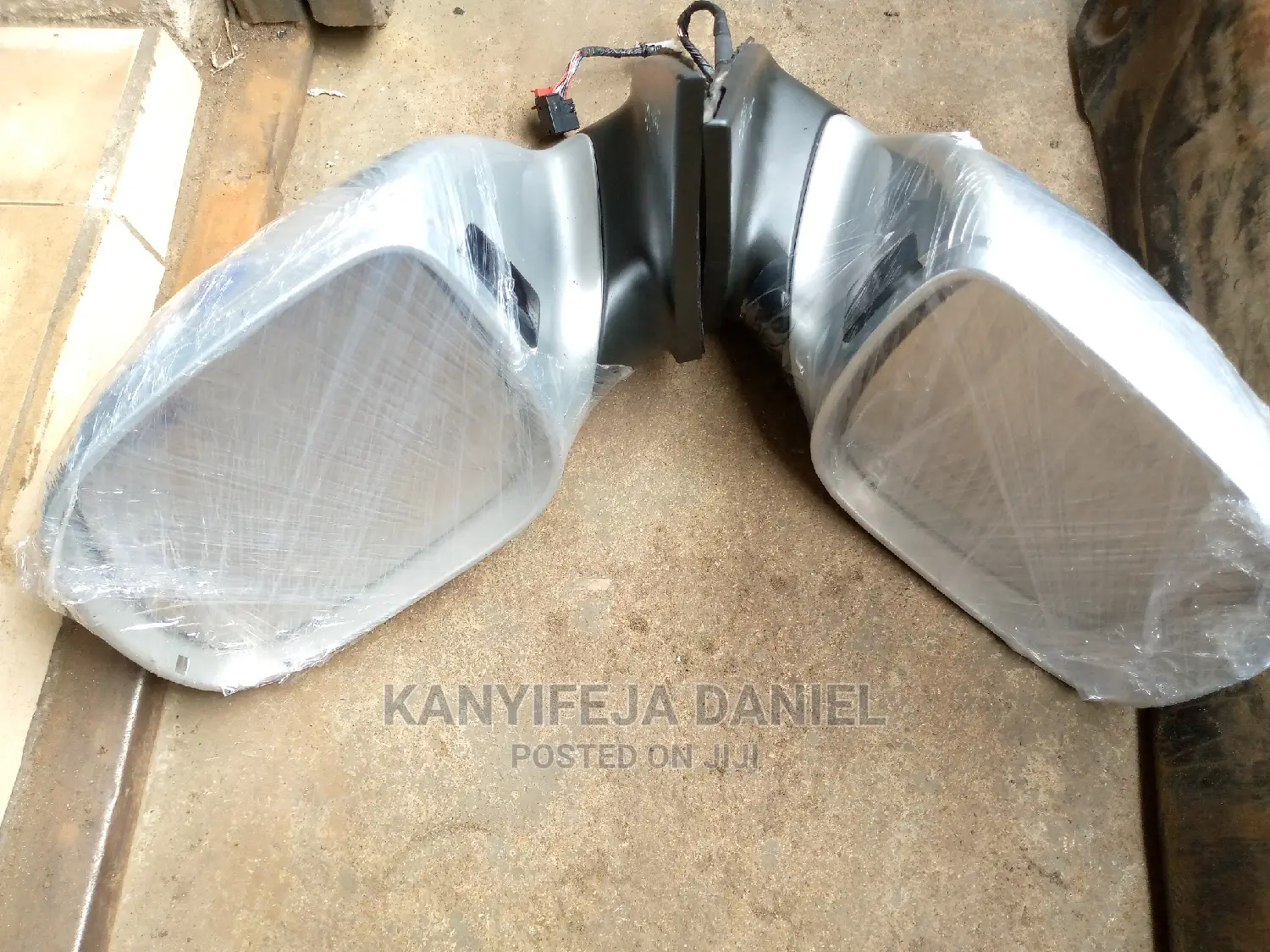 Set of Side Mirror Audi Q7