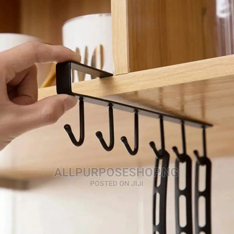Under Carbinet Hanger Rack
