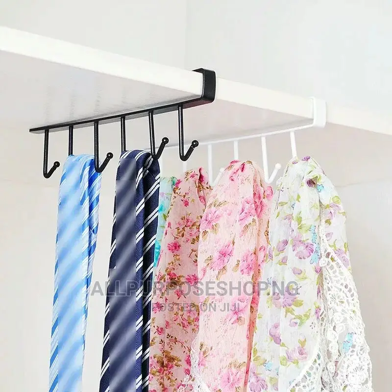 Under Carbinet Hanger Rack