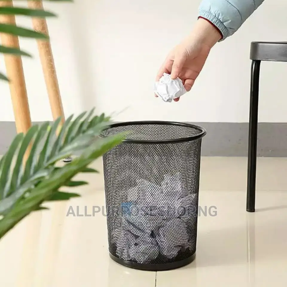 Iron Mesh Bin