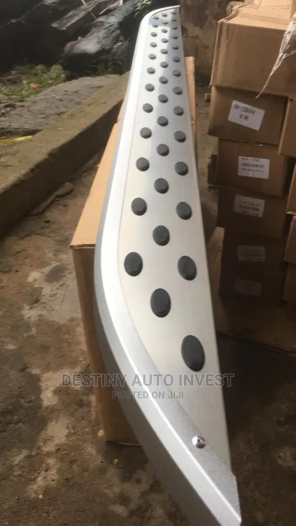 Step Board/ Side Step for Toyota Highlander and Other Jeeps