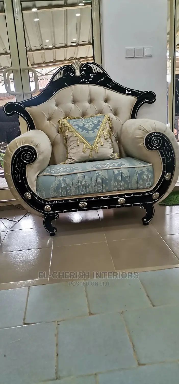 Special Sofa. Antigue