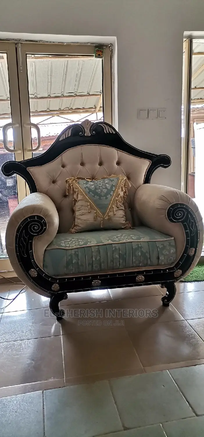 Special Sofa. Antigue