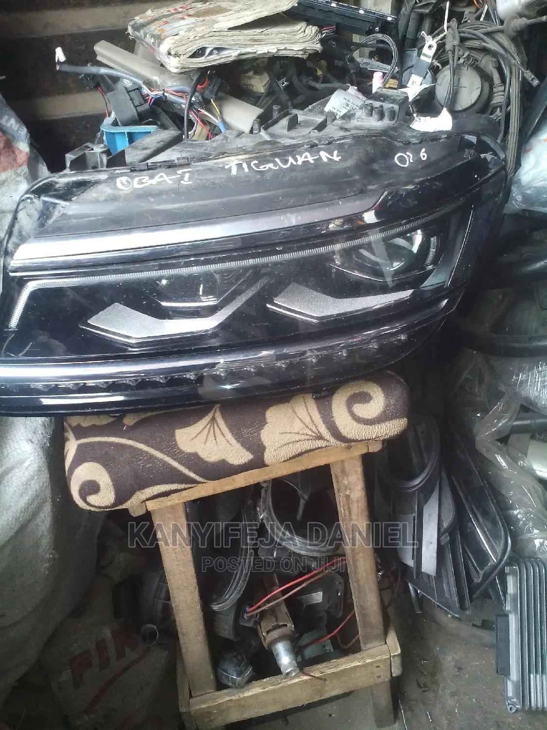 Headlight Volkswagen Tiguan 2016