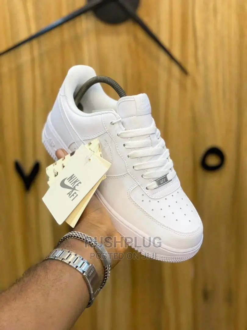 Nike Air Force 1 Low Lv8 [All White] / Triple White
