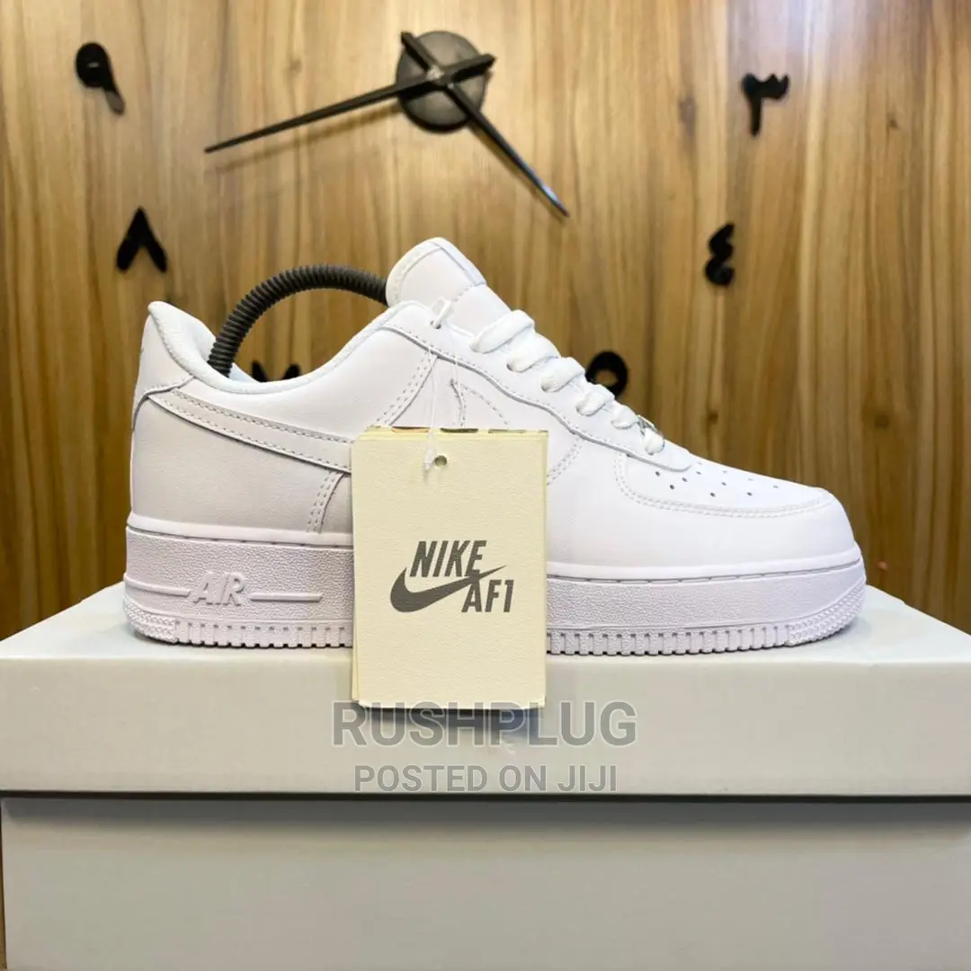 Nike Air Force 1 Low Lv8 [All White] / Triple White
