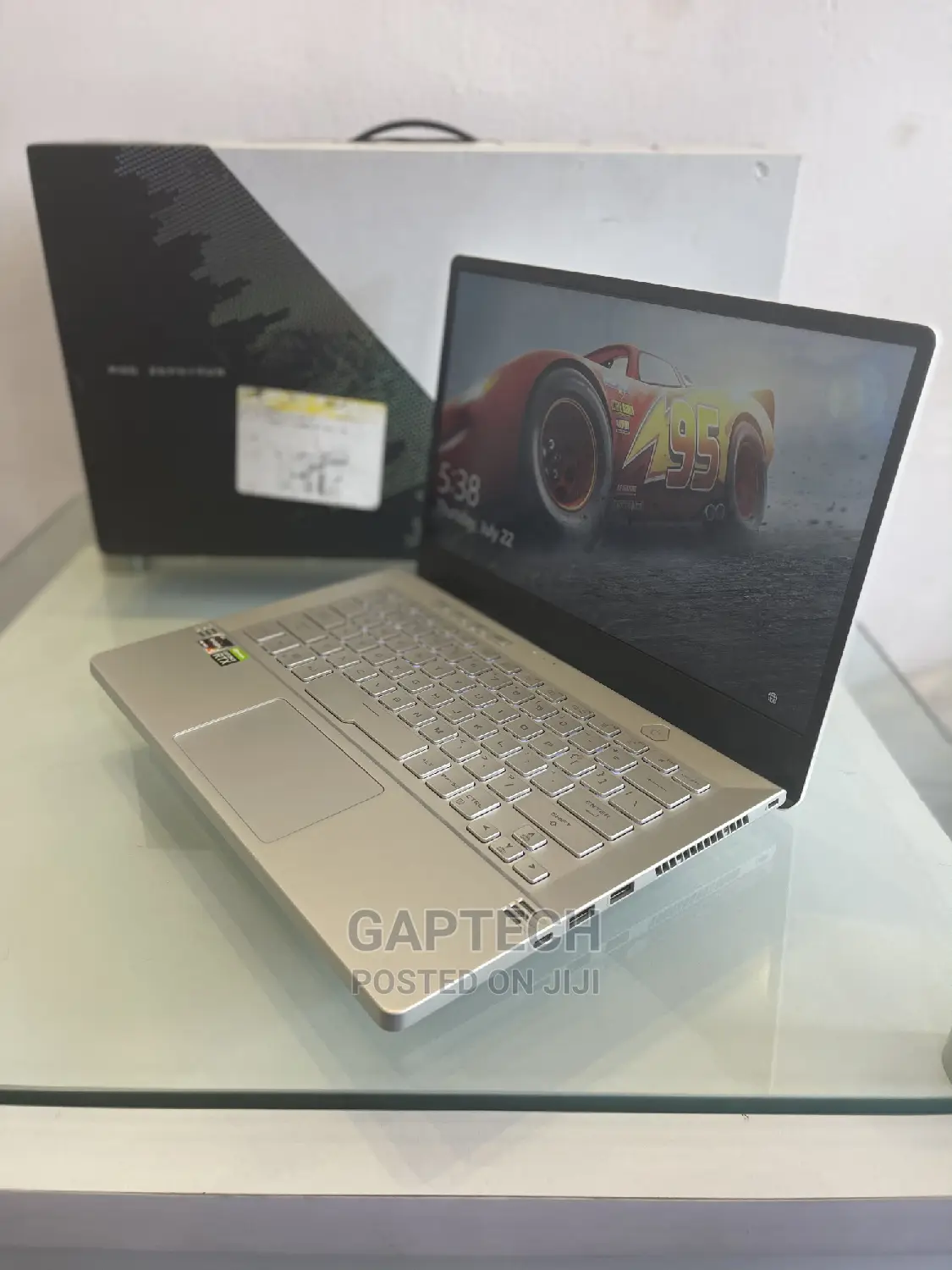 Laptop Asus ROG Zephyrus G14 16GB AMD Ryzen SSD 1T
