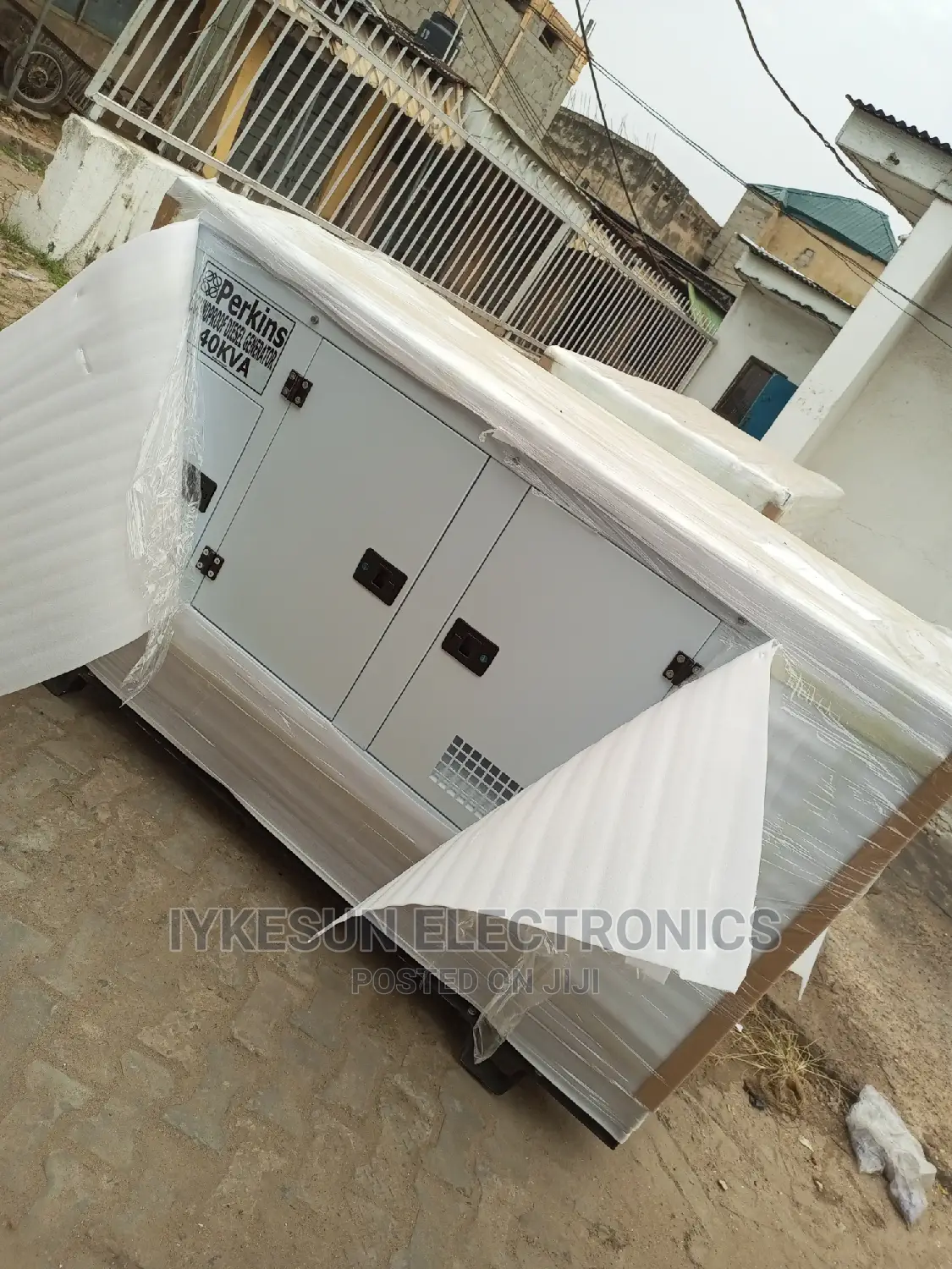 40KVA Soundproof Perkins Diesel Generator 100%Copper