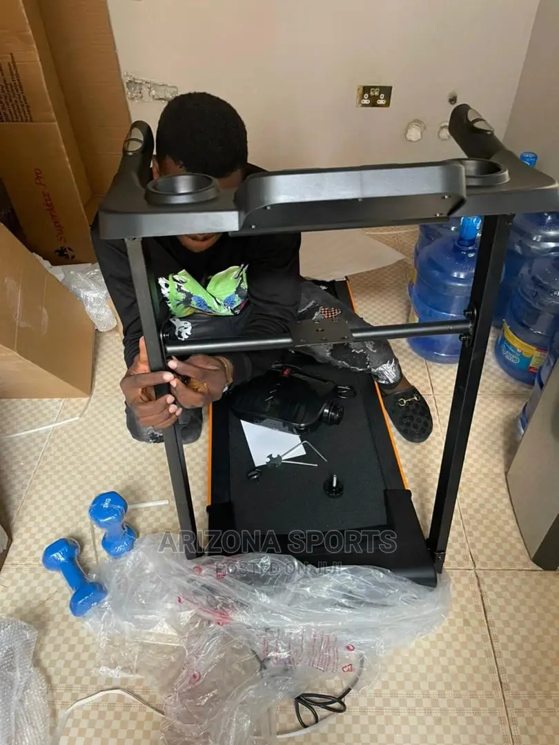2.5hp Treadmill (Supermax Pro)