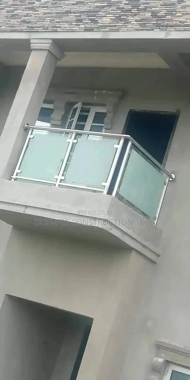Glass Balcony Handrail