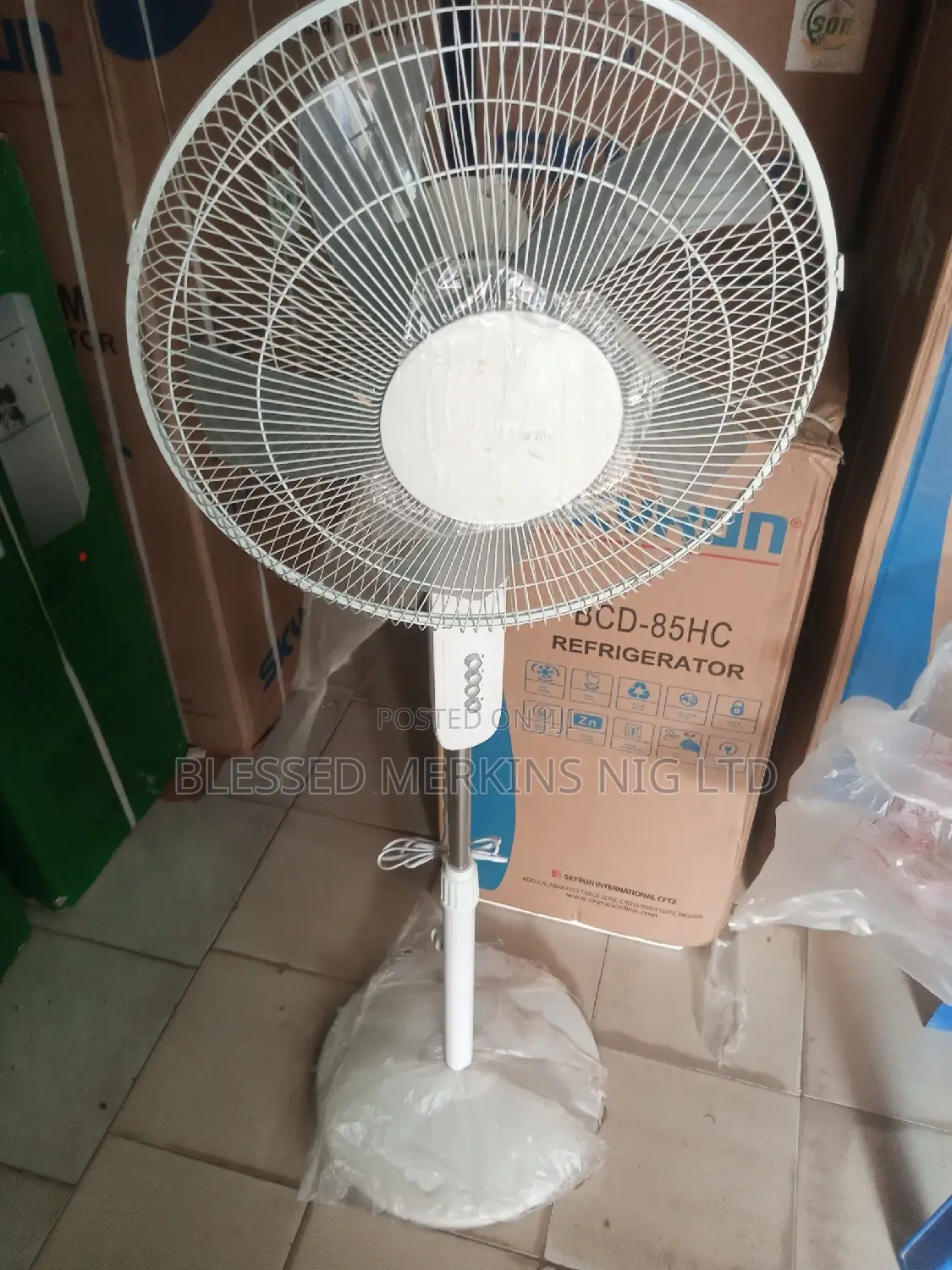 Skyrun Standing Fan 16inchs