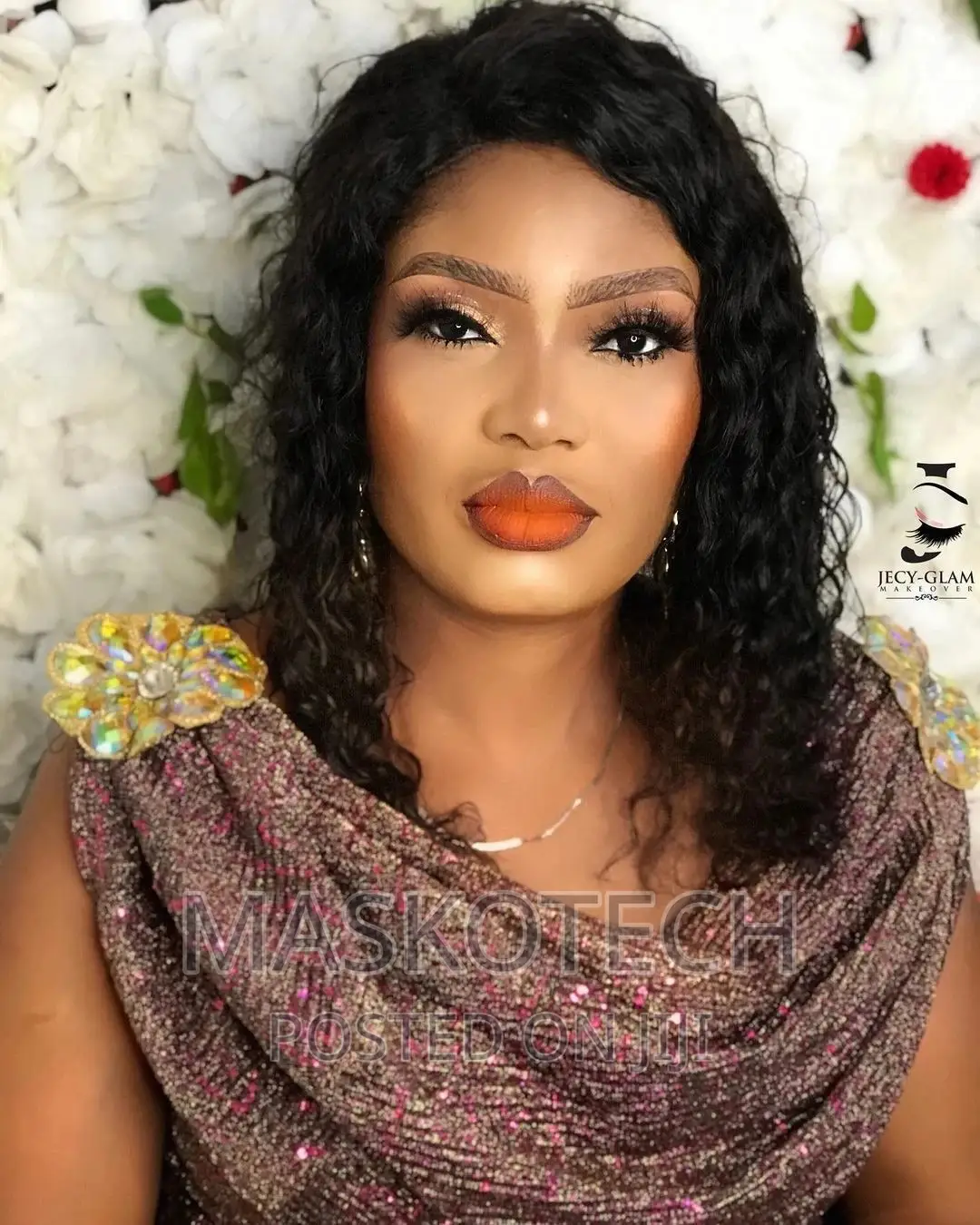 Makeup Artist, Professional Makeup Artist