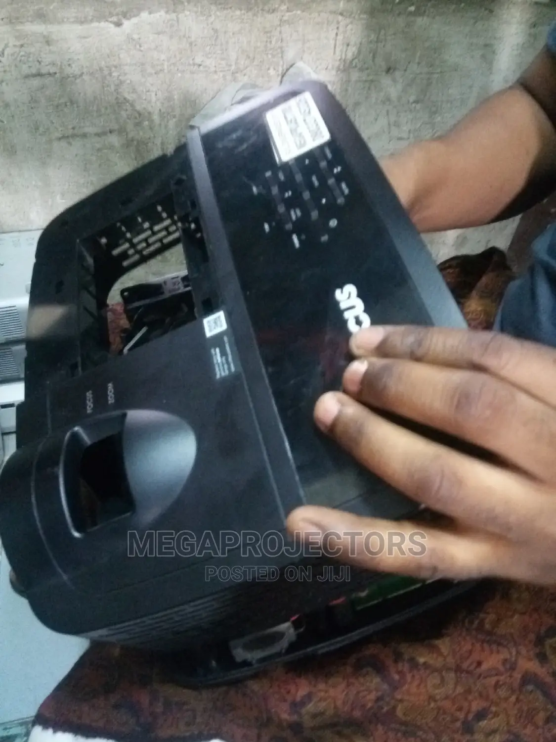 Repair Your Faulty Projector
