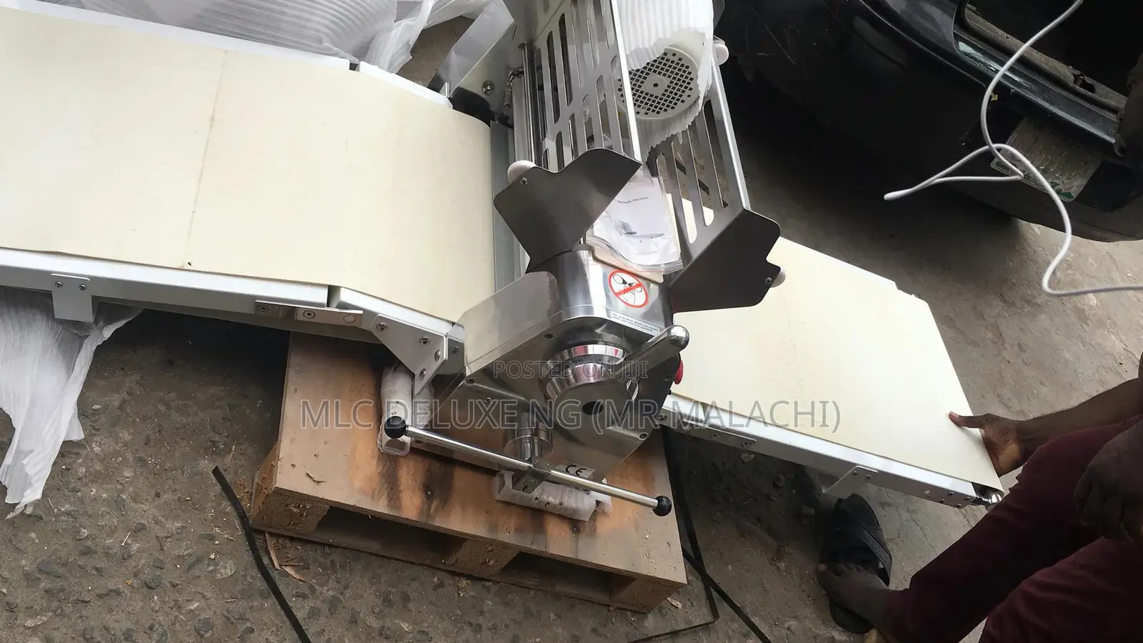 DOUGH Sheeter / Dough Flatting Machine For Sausage Rolls Etc
