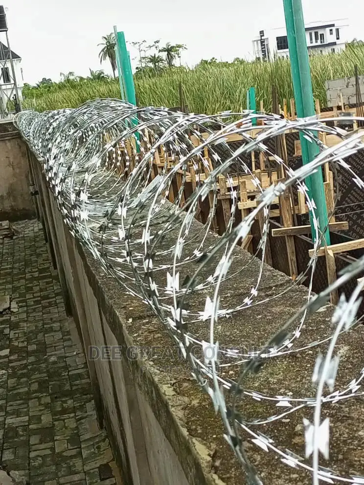 Electric Fence Wire And Razor Barb Wire