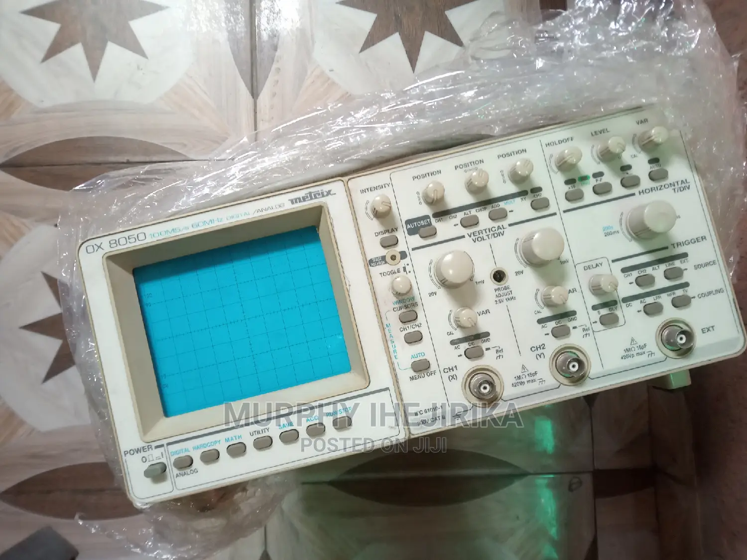Digital / Analog Oscilloscope 60MHZ (Refurbished)