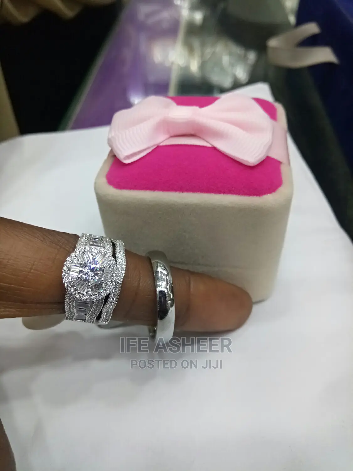Dubai 925 Sterling Silver Couple's Set of Wedding Ring 024