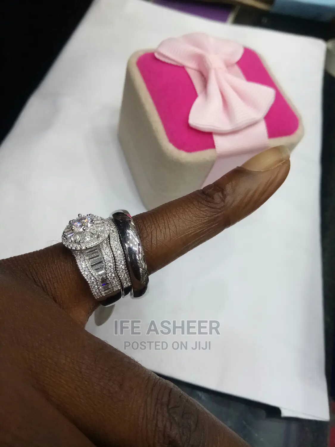 Dubai 925 Sterling Silver Couple's Set of Wedding Ring 024