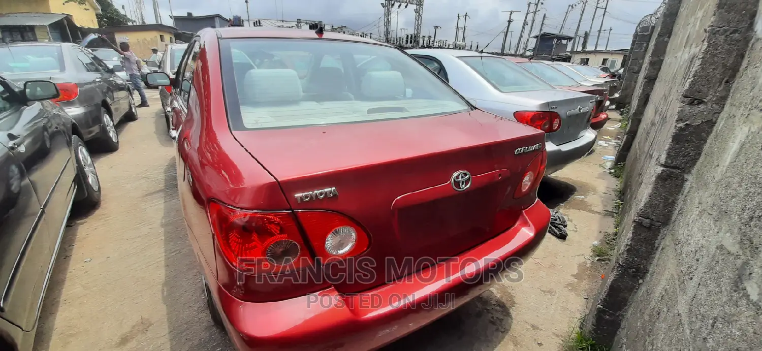Toyota Corolla LE 2004 Red
