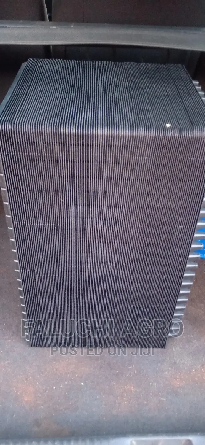 Seedling Trays - 200 Holes/Cells (100 Pieces in a Carton)