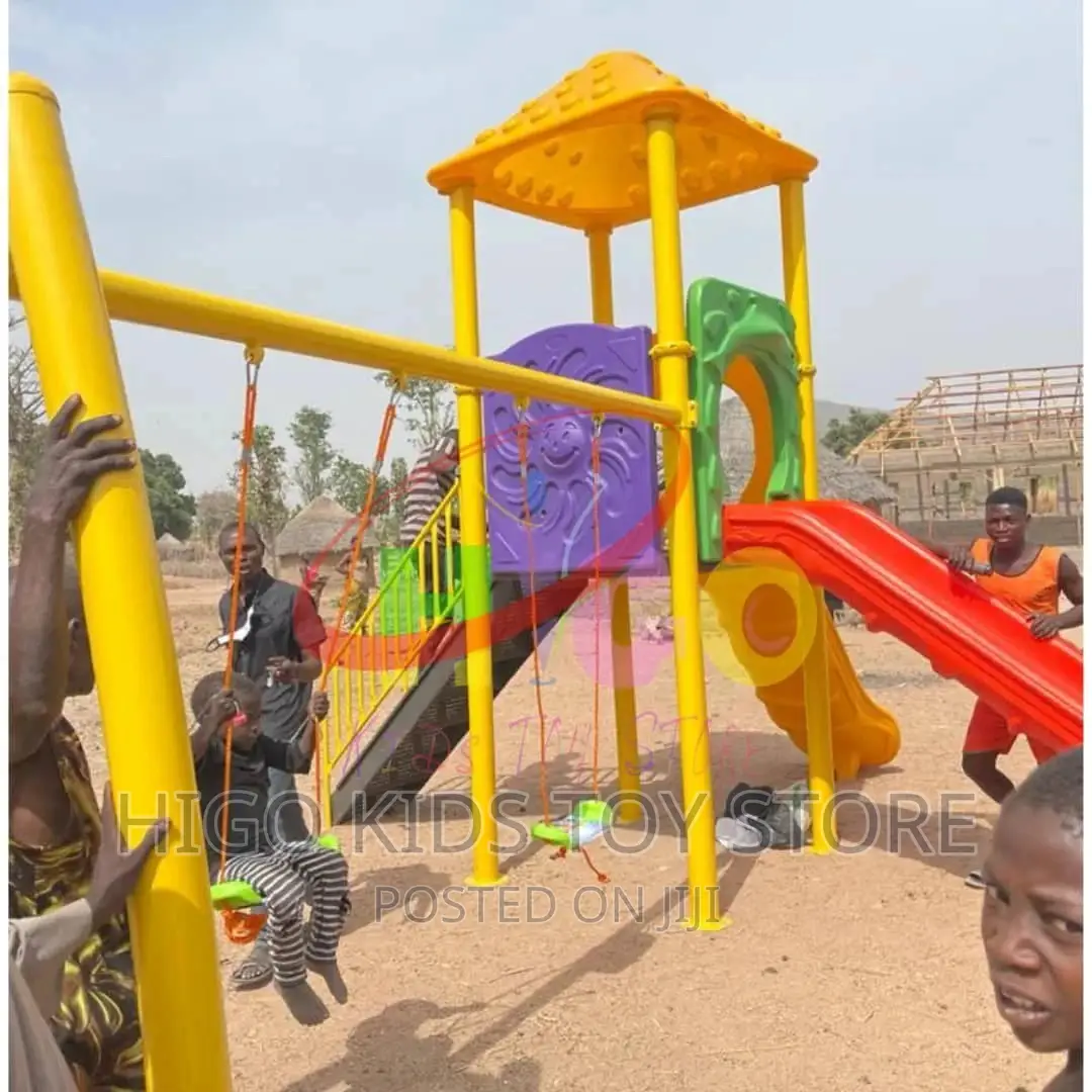Giants Multiple Slide Playhouse