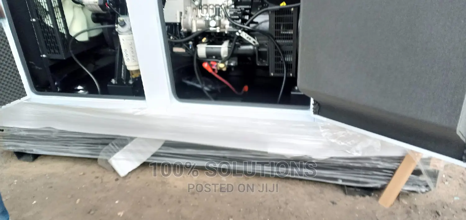 300kva Perkins Diesel Sound Proof Generator for Sale. 100% C
