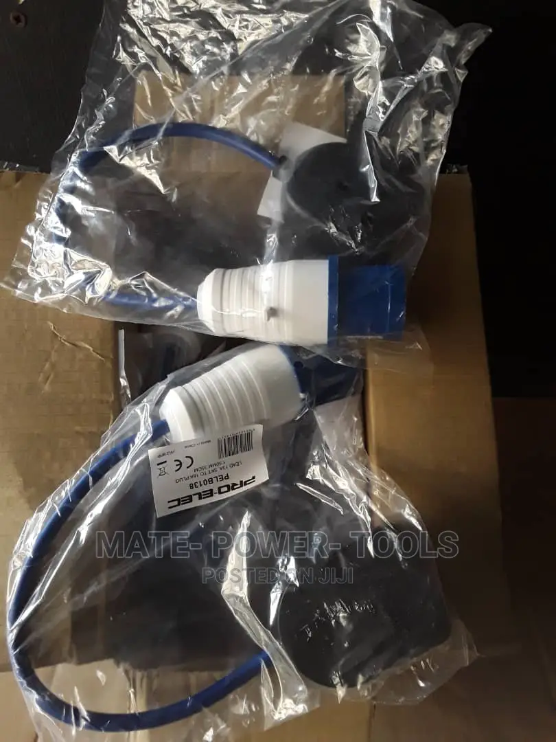 Pro-Elec 1-Gang UK Mains Socket to 16A Industrial Plug