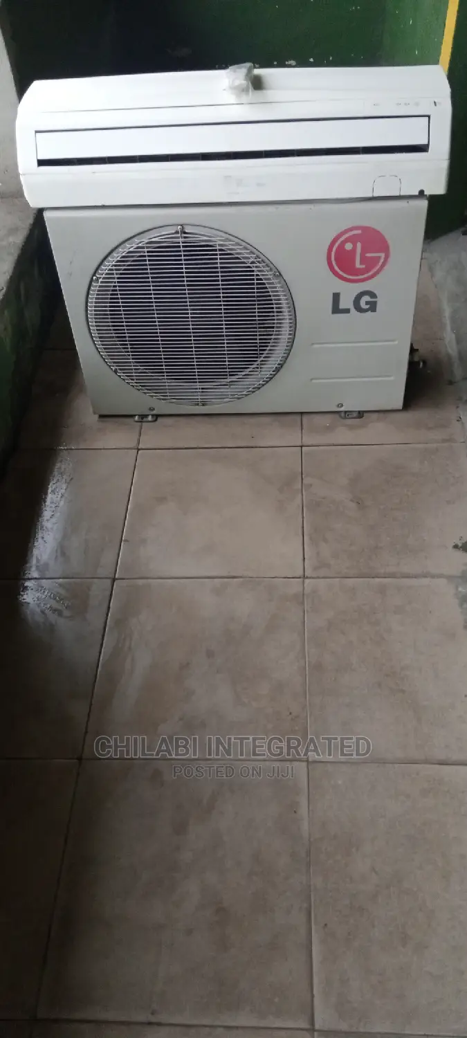 Factory-Fitted 1.5hp Low Voltage Lg Split Air Conditioner