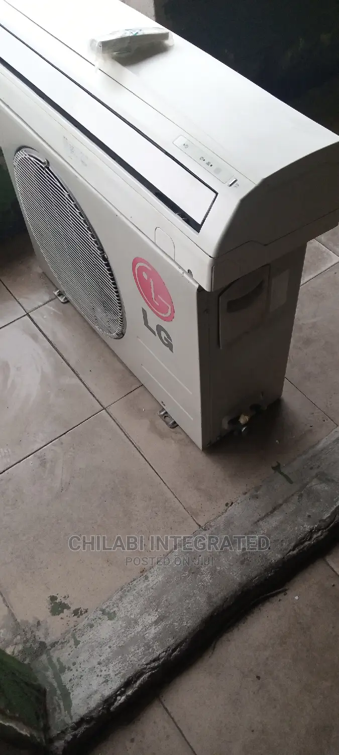 Factory-Fitted 1.5hp Low Voltage Lg Split Air Conditioner