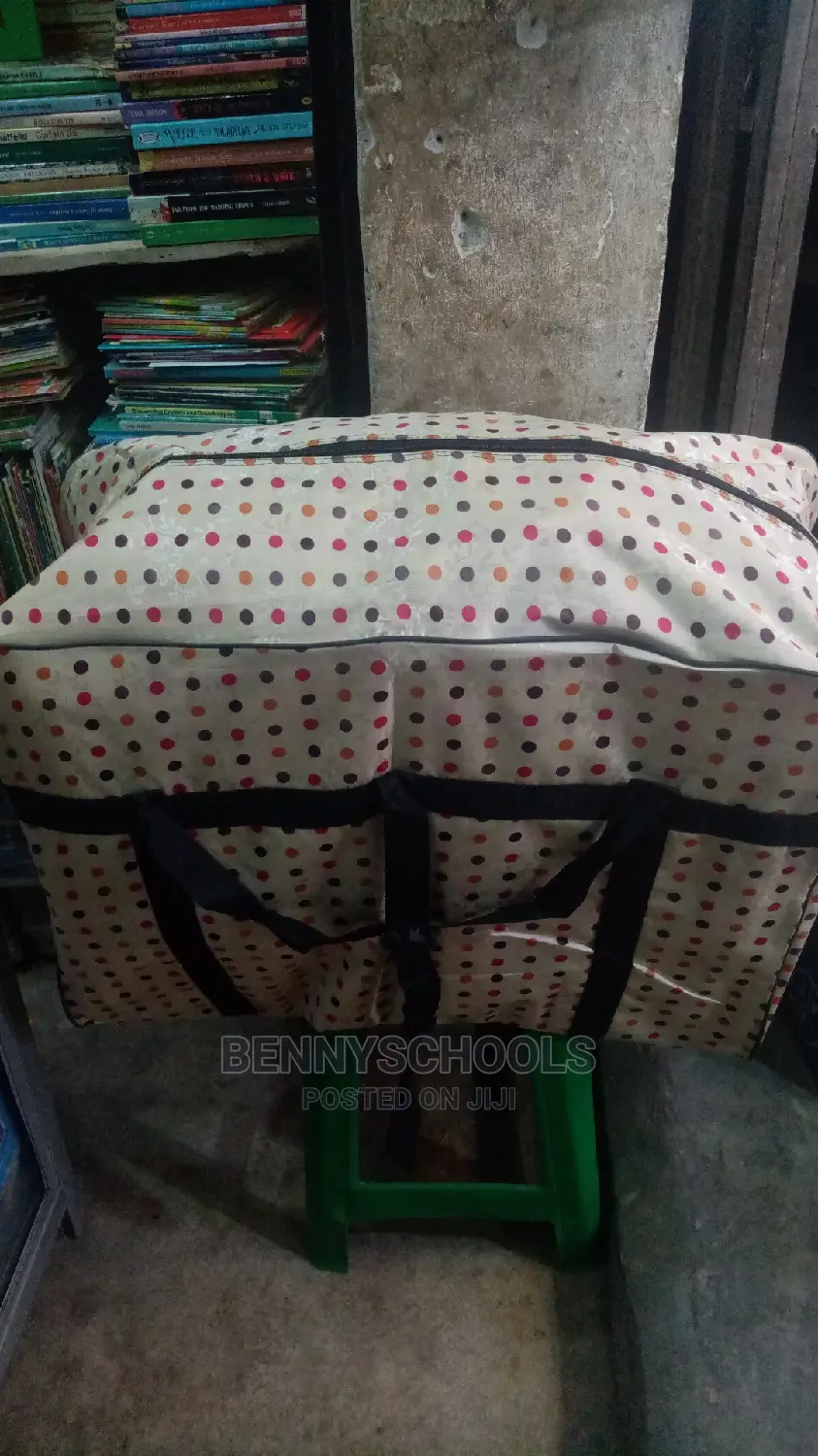 Biggest Jumbo Weightless Cargo Traveling Bag
