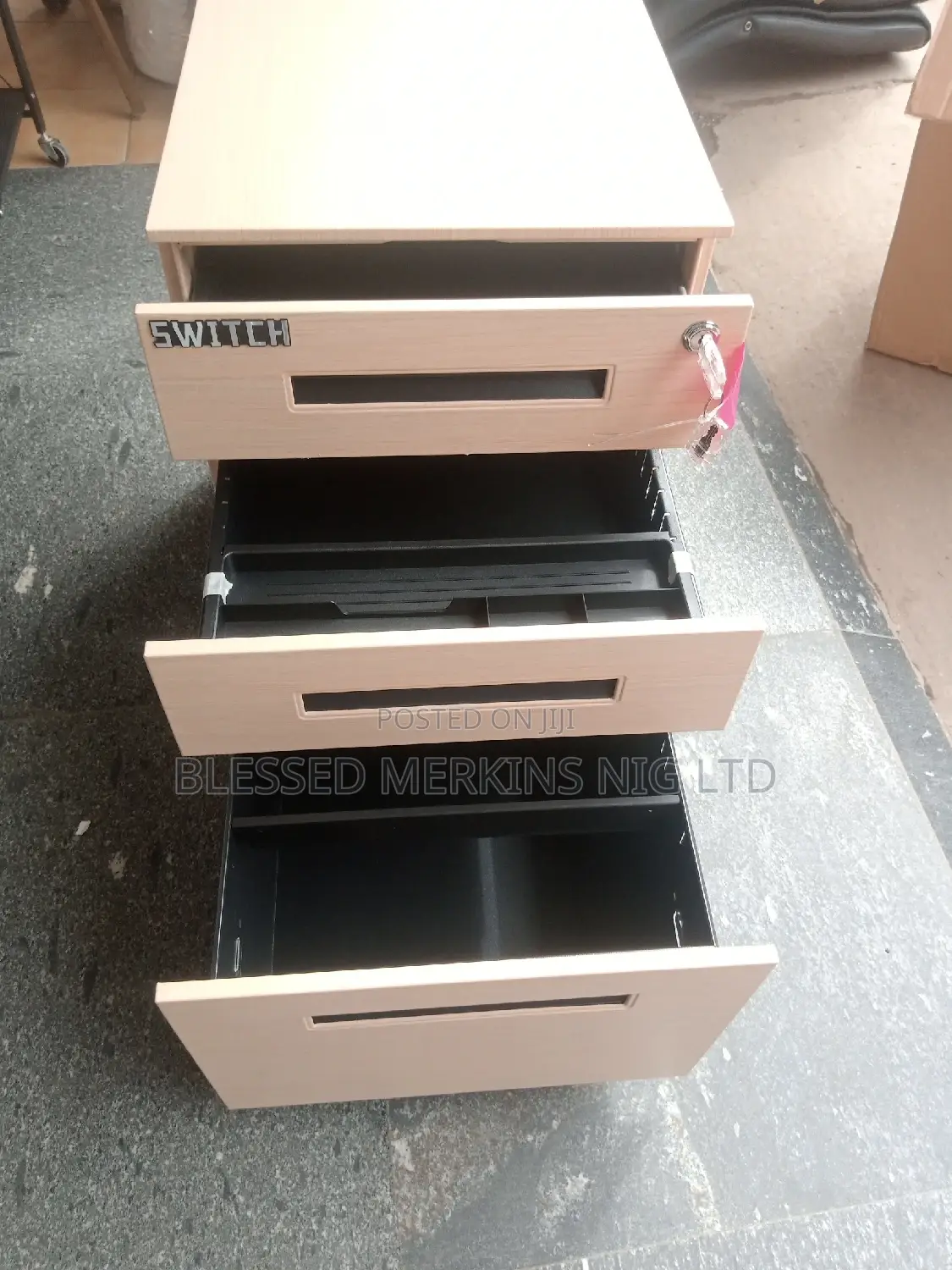 Metal Mobile Drawers 3 Drawers With Key