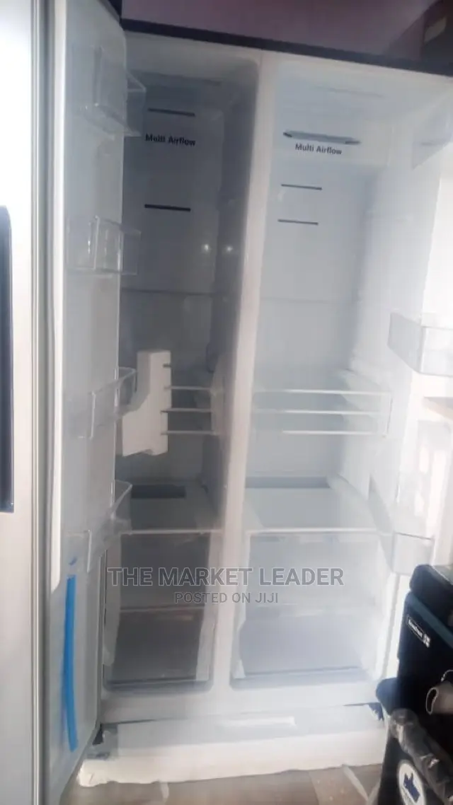 Hisense Ref 67 Ws Side by Side Refrigerator 516 Litres