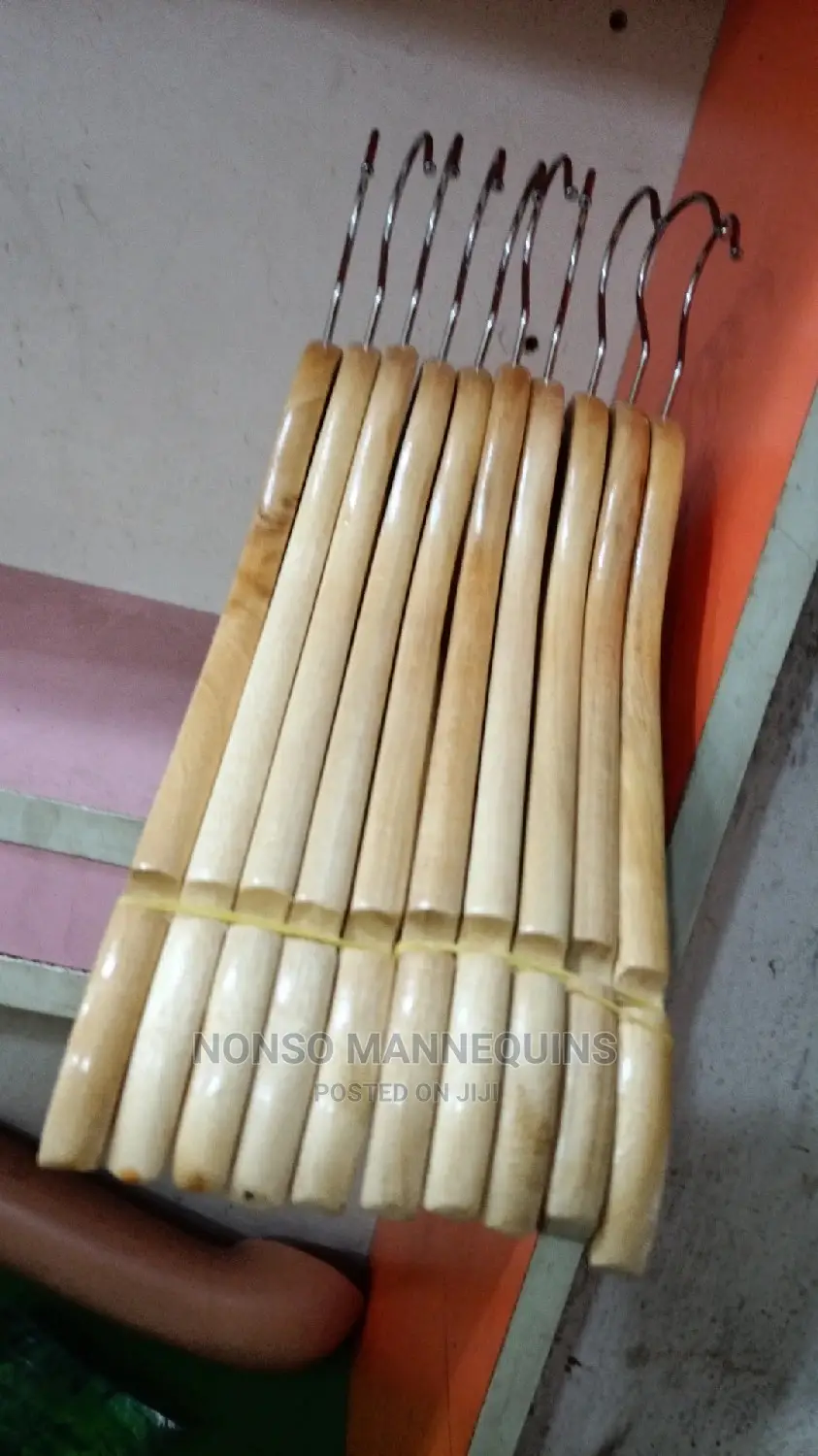 10 Pieces (1 Bundle) Wooden Clothes Hangers