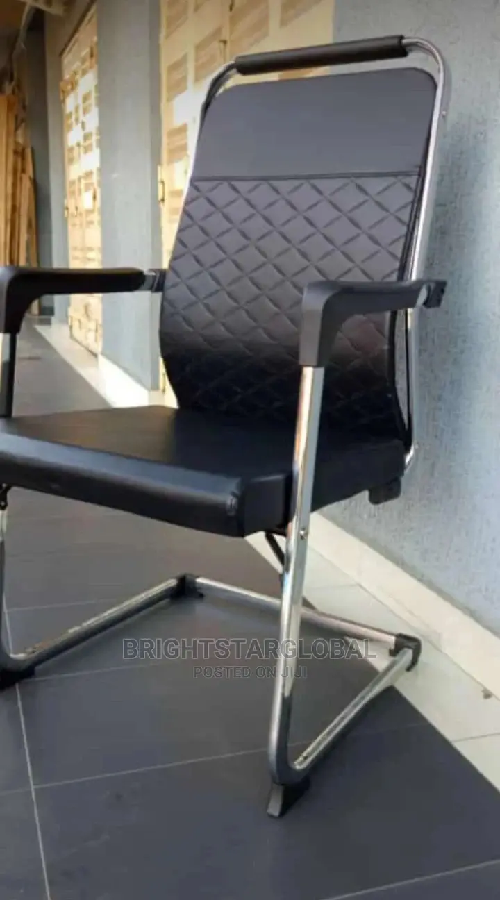Strong Leather Ergonomic Excutive Office Chair