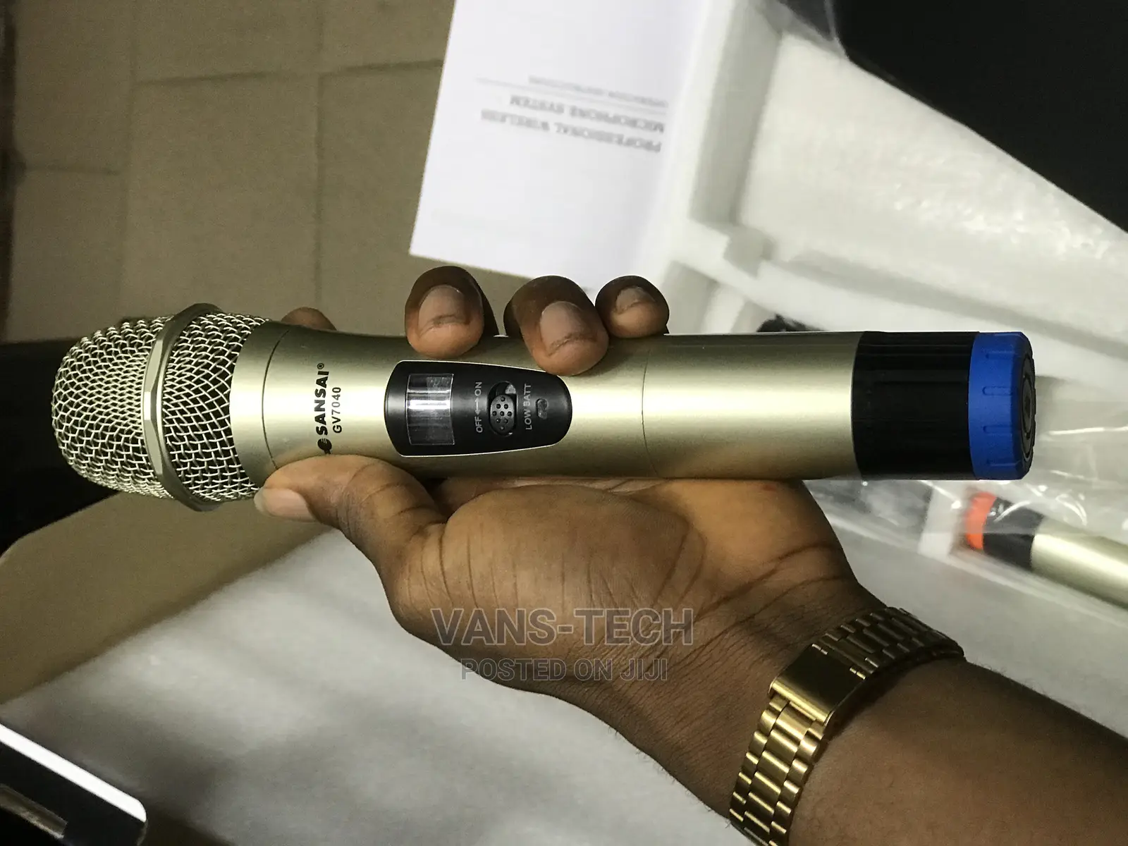 Sansi Wireless Microphone