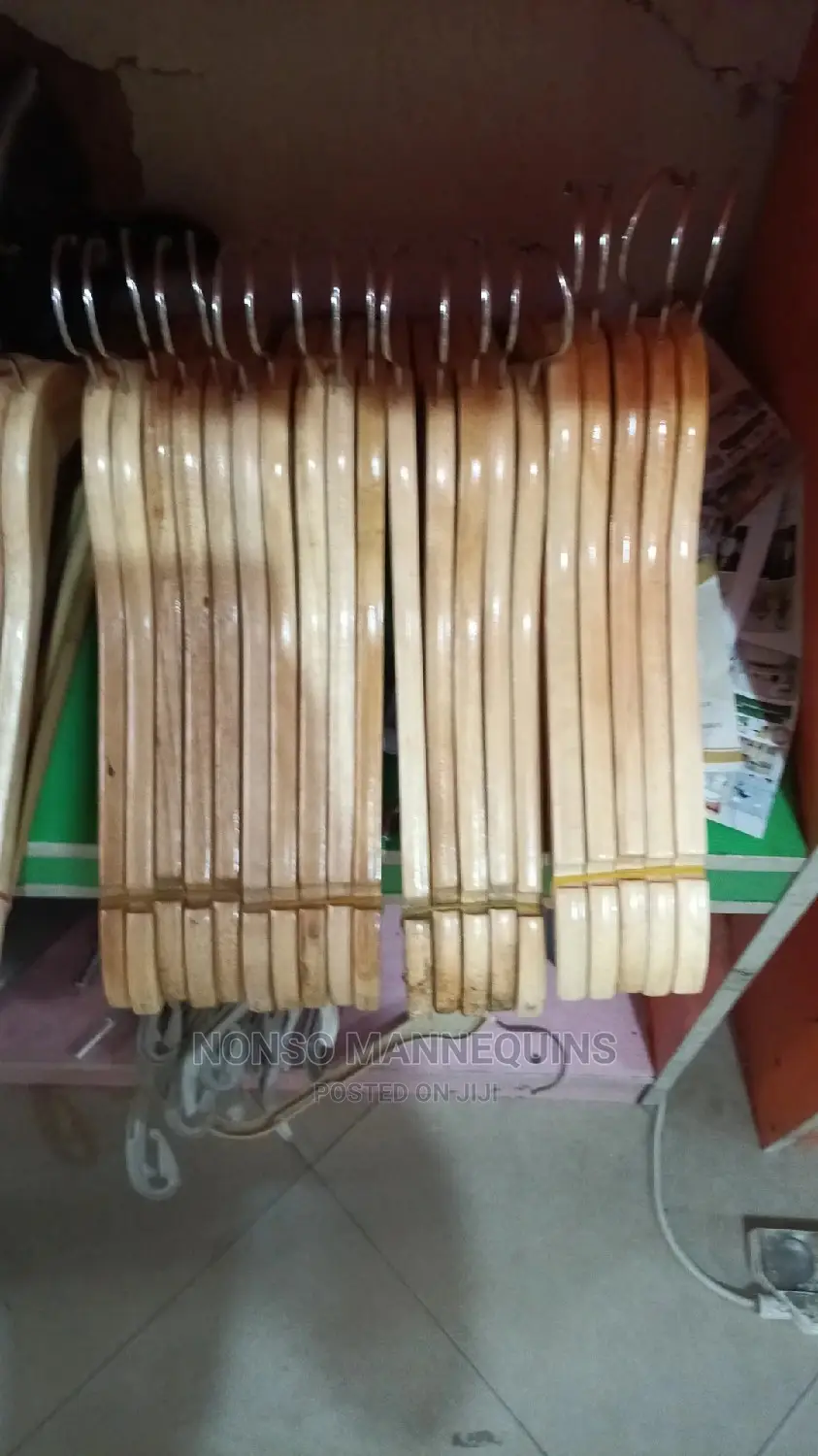 Wooden Hangers for Boutique/ Fashion Clothes Display