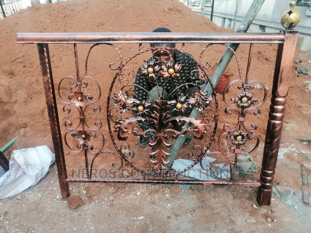 Cumbi Flower Wrought-Iron Design in Onitsha