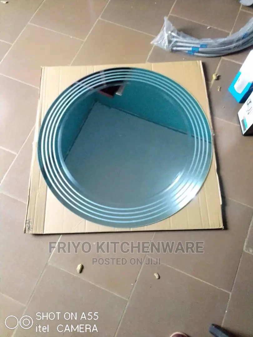 Round Mirror